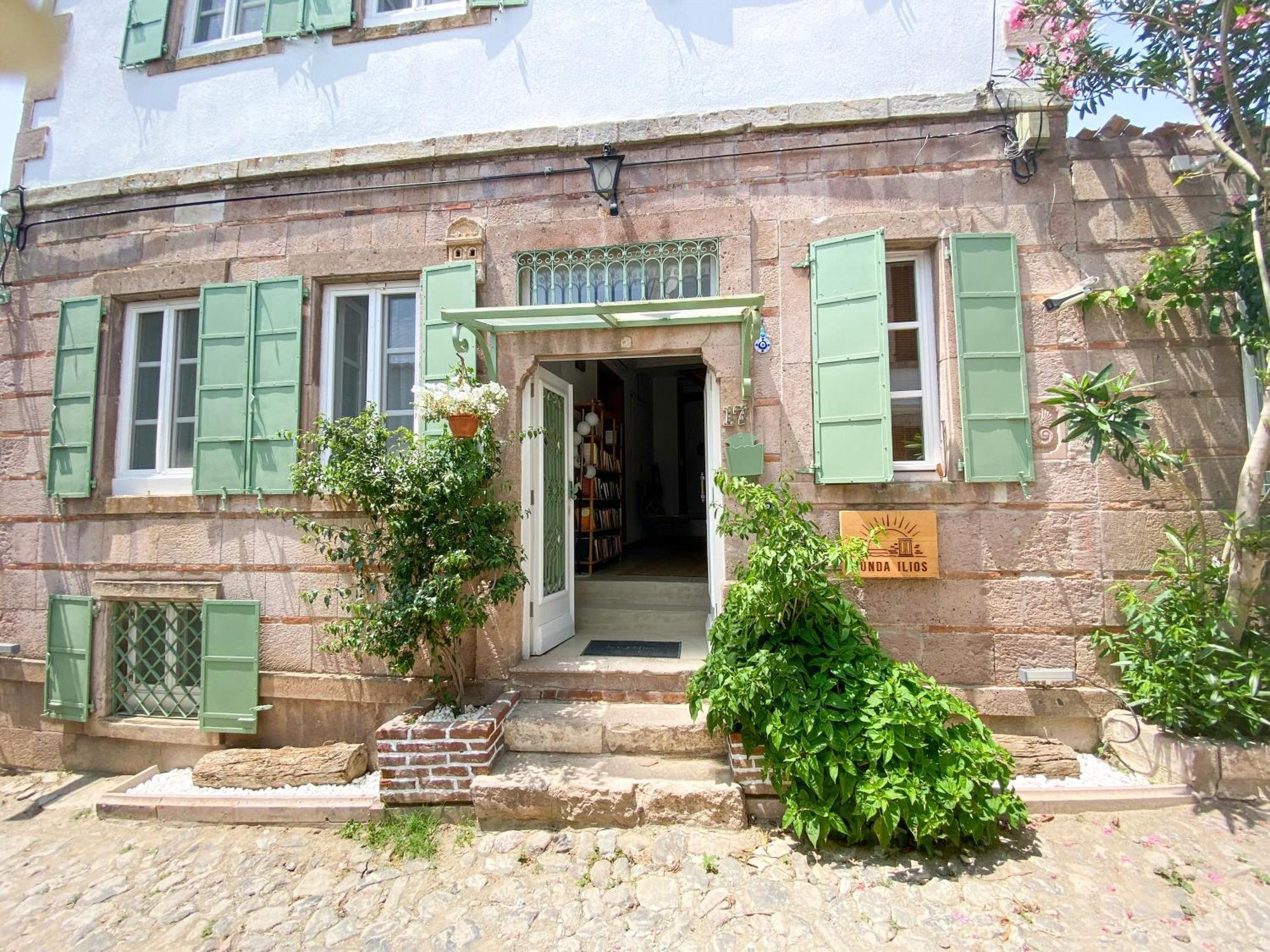 Hotel Cunda Ilios à Ayvalı Extérieur photo